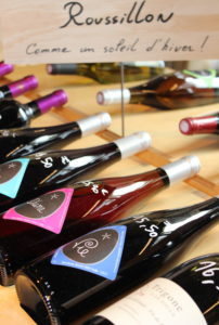 Linéaire de bouteilles de vins