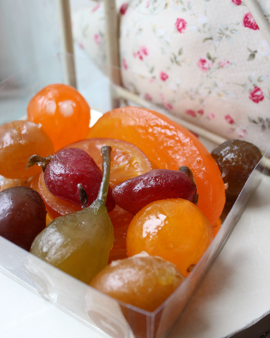 Fruits confits artisanaux de la Maison Lilamand.