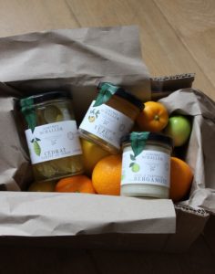 Produits d'épicerie autour des agrumes bio du domaine Schaller.