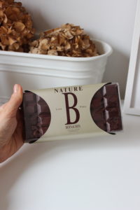 Tablette de chocolat noir du chocolatier Bernachon.