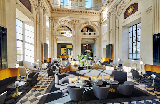 Bar le Dôme au sein de l'Intercontinental Lyon Hôtel-Dieu.